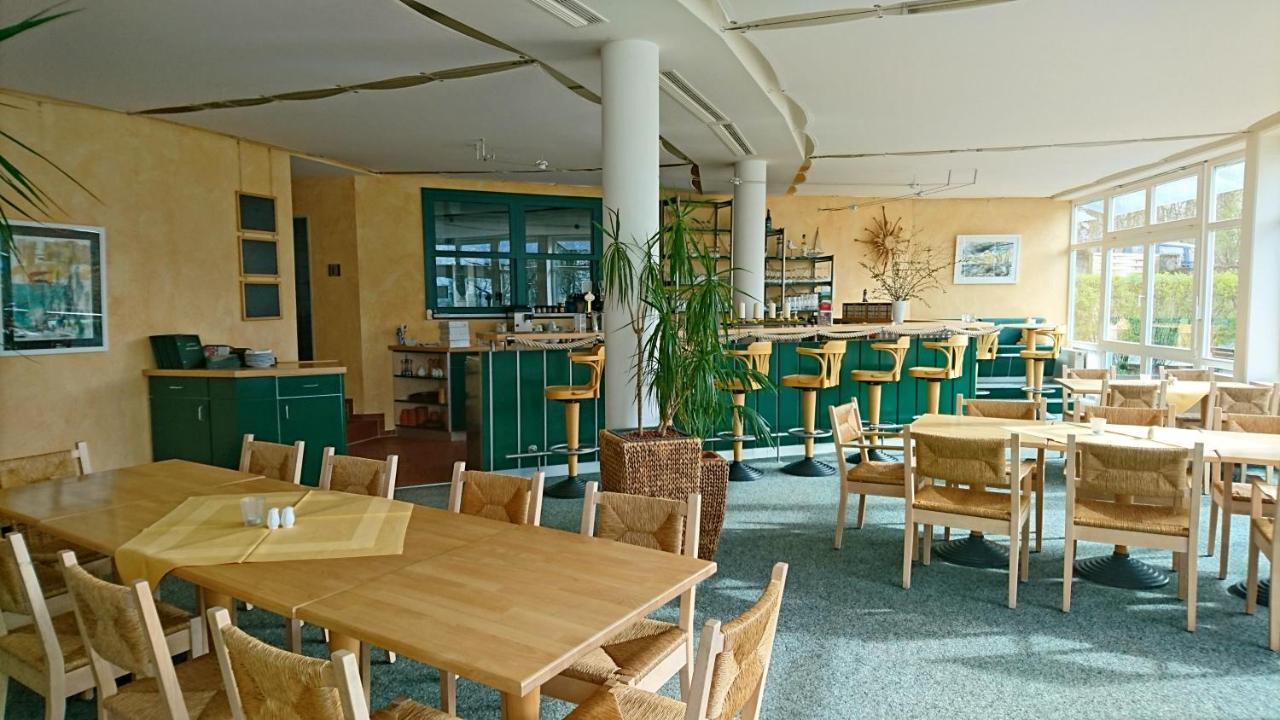 Mueritzparadies - Feriendorf Alte Fahrt Rechlin Eksteriør bilde